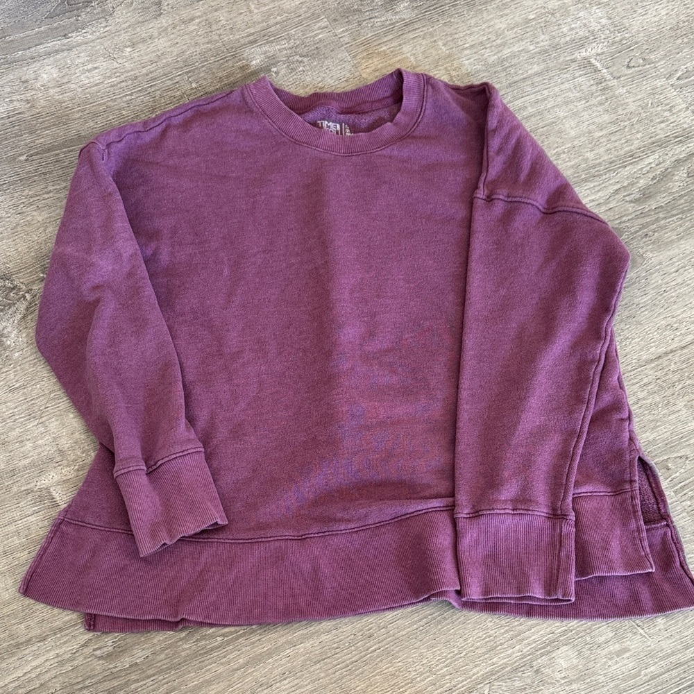Time and Tru Plum Crewneck Sweatshirt